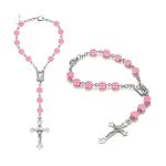 Bijoux Croix en rose, design raffiné