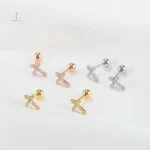 Design épuré de piercing croisé pour toutes occasions